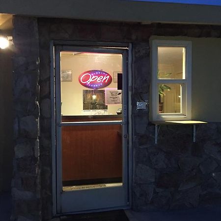 Mayfair Motel Inyokern Εξωτερικό φωτογραφία
