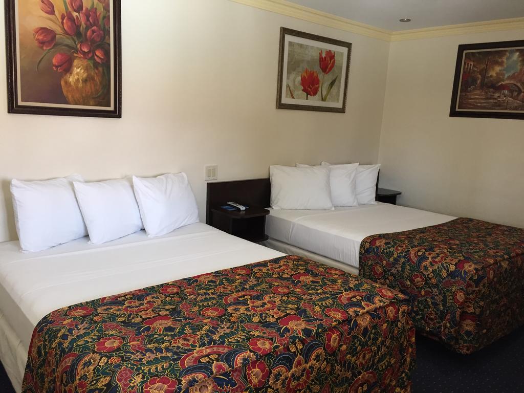Mayfair Motel Inyokern Εξωτερικό φωτογραφία